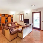 In Marche With Private Pool *