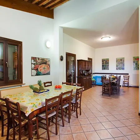 Villa In Marche With Private Pool